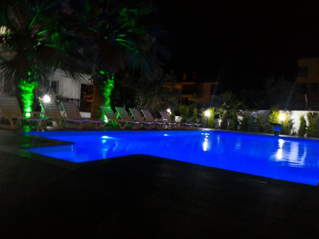 Uzunhan Hotel Ayvalı Exteriör bild